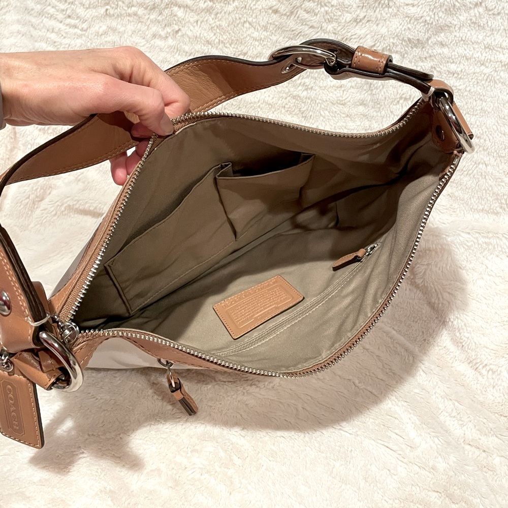 Coach Handbag - Picture 4 of 7